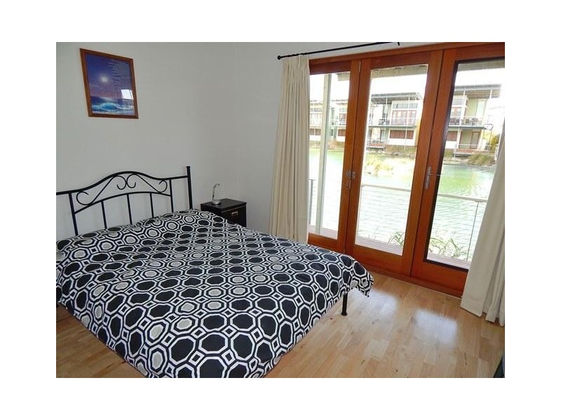 Villa 8 Main South Road, Normanville SA 5204