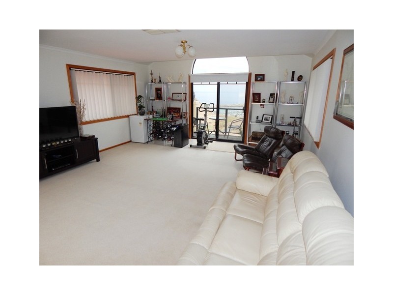 56 Seaview Ave, Wirrina Cove SA 5204