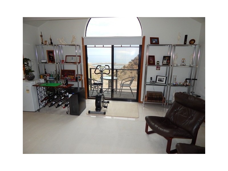 56 Seaview Ave, Wirrina Cove SA 5204
