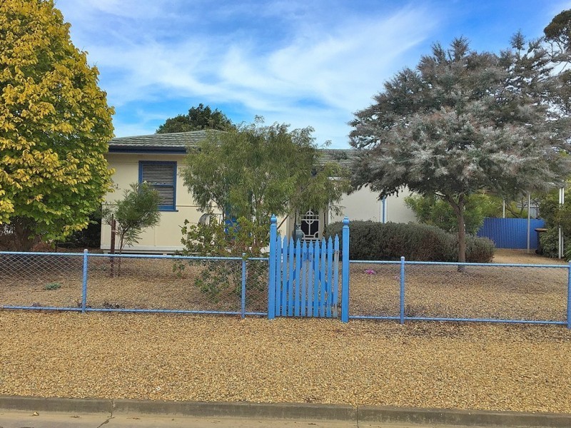 4 Graham Street, Yankalilla SA 5203