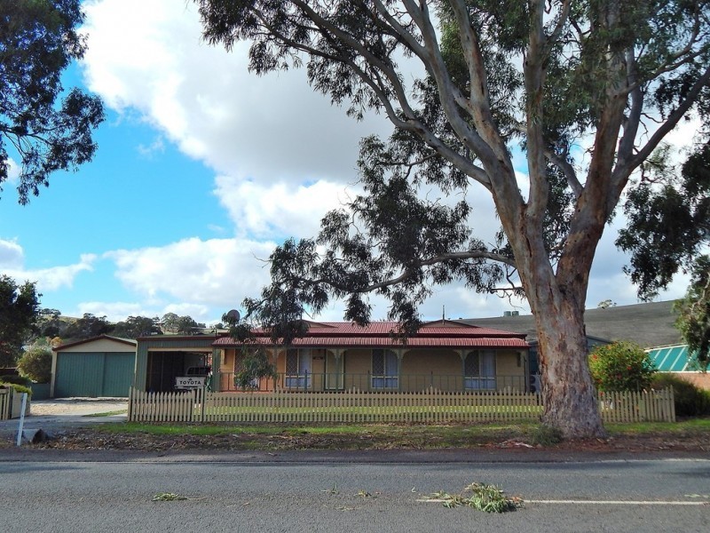 27 Main Street, Yankalilla SA 5203