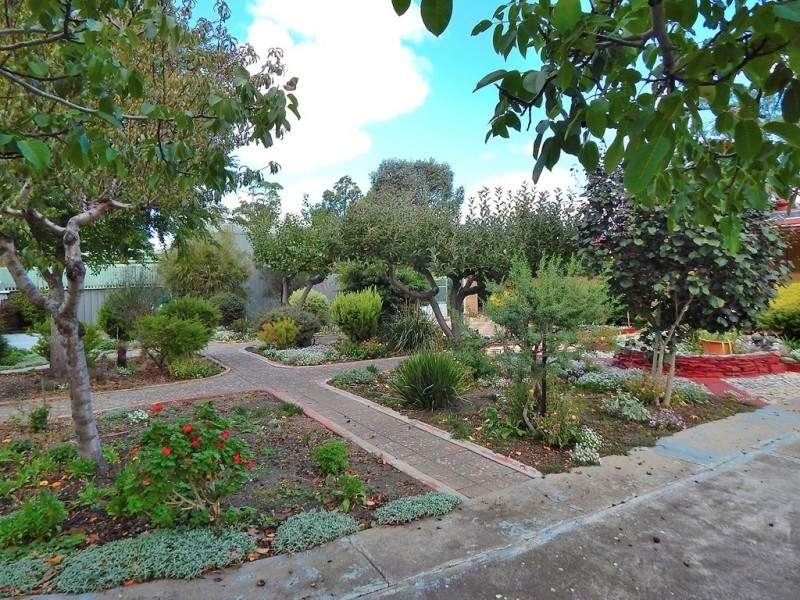 27 Main Street, Yankalilla SA 5203