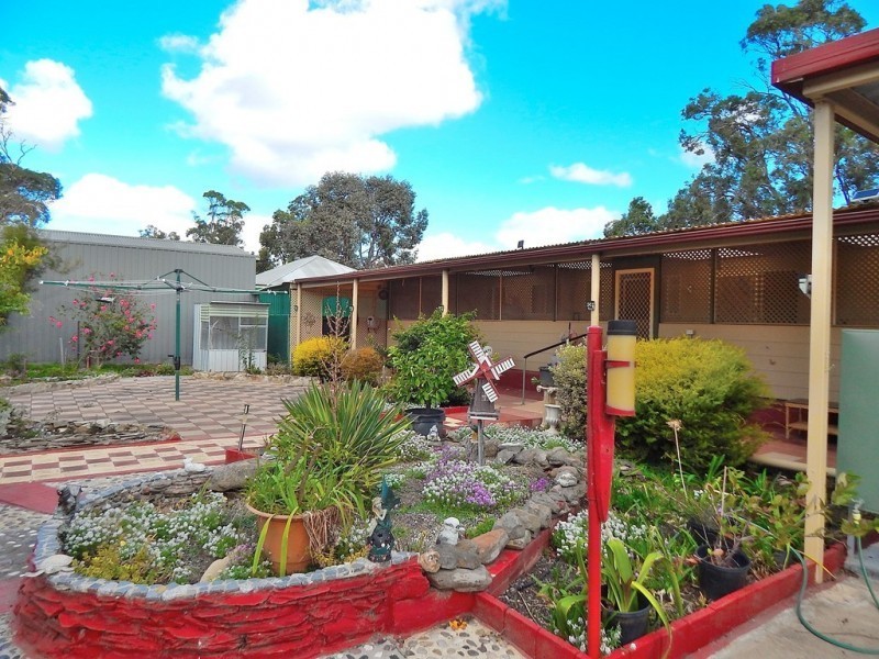 27 Main Street, Yankalilla SA 5203