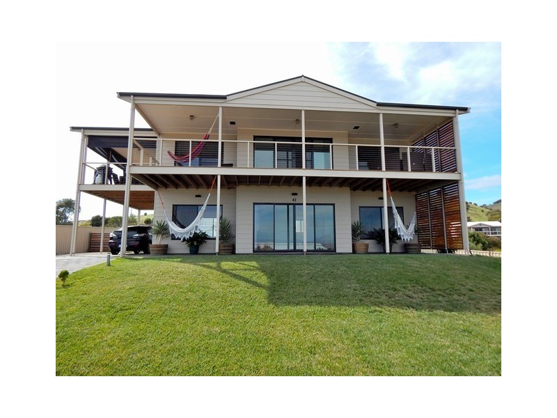 42 Stacey Dr, Carrickalinga SA 5204