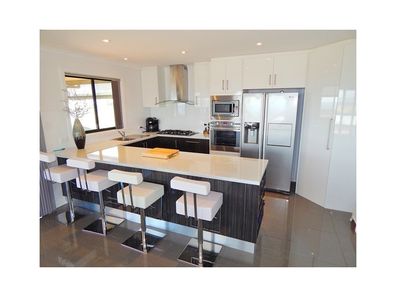 42 Stacey Dr, Carrickalinga SA 5204