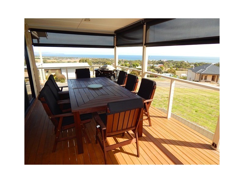 42 Stacey Dr, Carrickalinga SA 5204