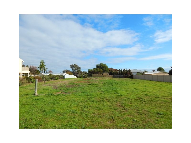 24 Broadbeach Drive, Carrickalinga SA 5204