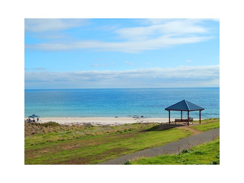 24 Broadbeach Drive, Carrickalinga SA 5204