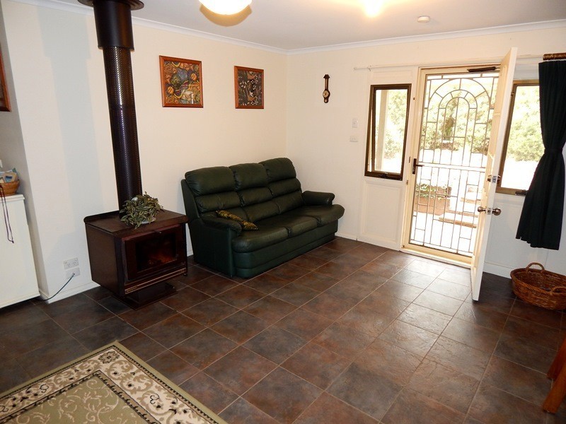 16 Carrickalinga Rd, Carrickalinga SA 5204