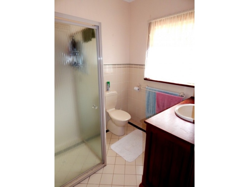 2 Lovelock Cl, Normanville SA 5204