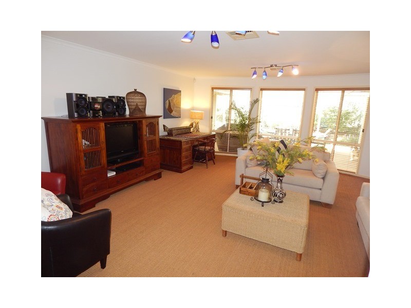 24 Lewis Rd, Carrickalinga SA 5204