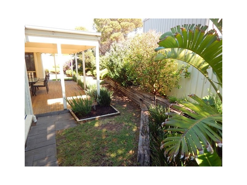 24 Lewis Rd, Carrickalinga SA 5204