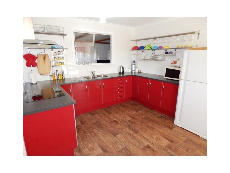 24 Taronga Cres, Carrickalinga SA 5204