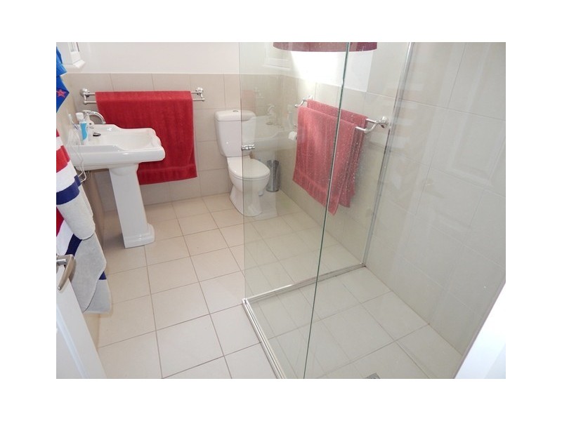 24 Taronga Cres, Carrickalinga SA 5204