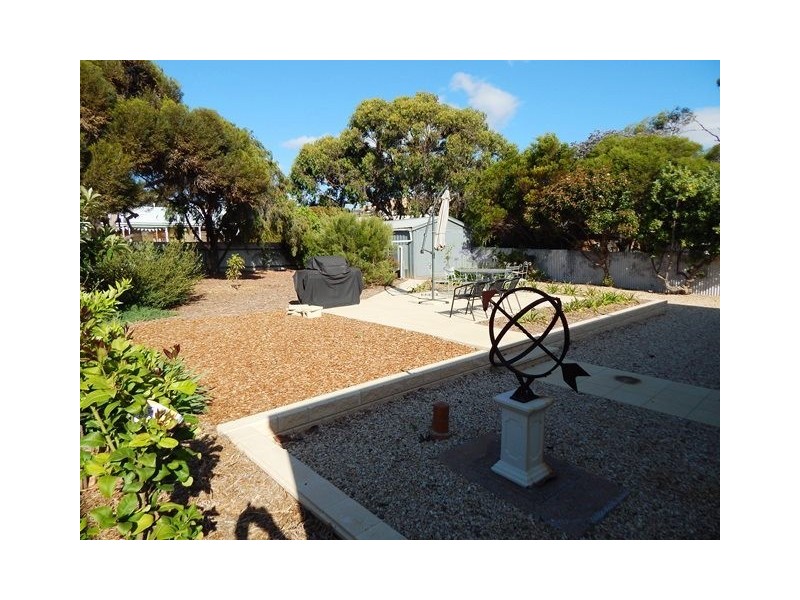 24 Taronga Cres, Carrickalinga SA 5204