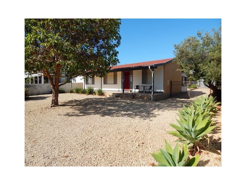 24 Taronga Cres, Carrickalinga SA 5204
