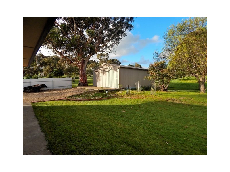 5 Jervois Road, Yankalilla SA 5203