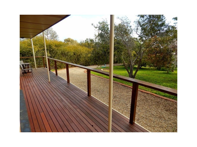5 Jervois Road, Yankalilla SA 5203