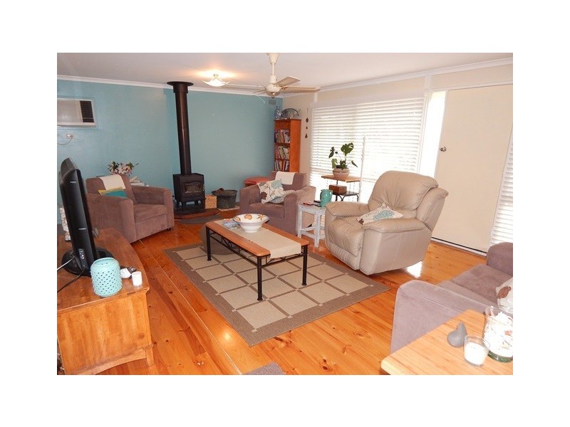 15A Barton Cres, Normanville SA 5204