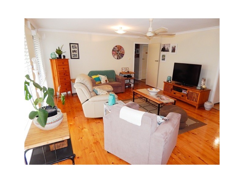 15A Barton Cres, Normanville SA 5204