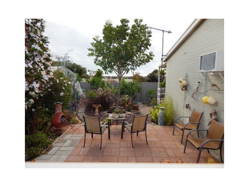 15A Barton Cres, Normanville SA 5204