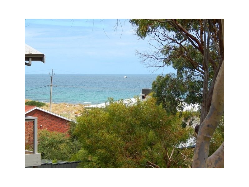 12 Elizabeth Crescent, Carrickalinga SA 5204