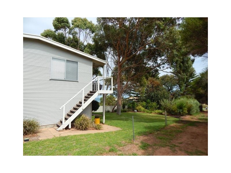 12 Elizabeth Crescent, Carrickalinga SA 5204