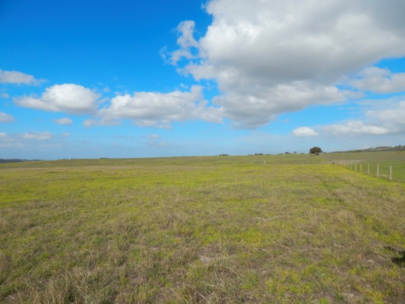 963 Cleland Gully Rd, Tooperang SA 5255