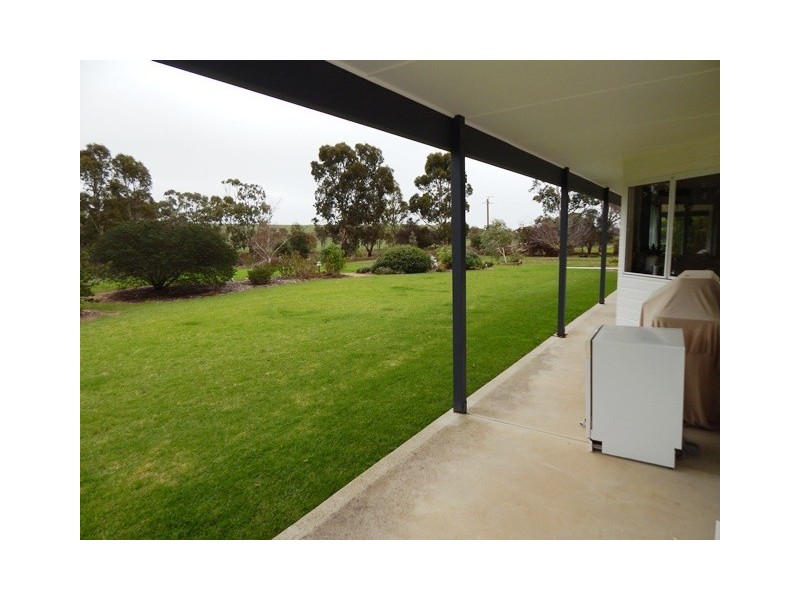 212 Main South Road, Yankalilla SA 5203