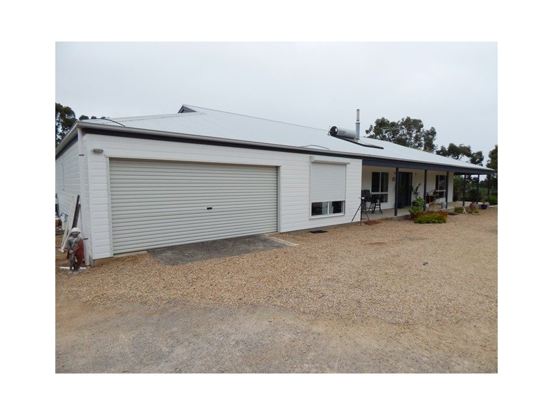 212 Main South Road, Yankalilla SA 5203