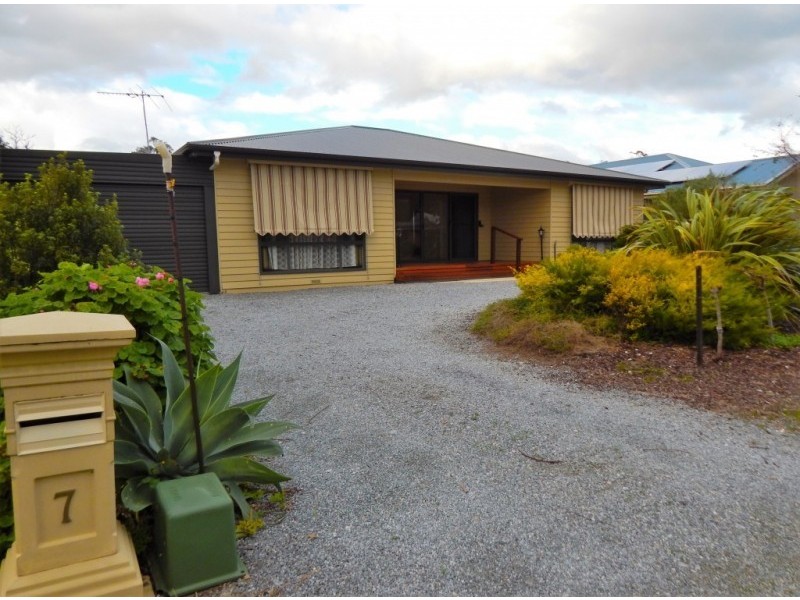 7 Wallman Street, Yankalilla SA 5203