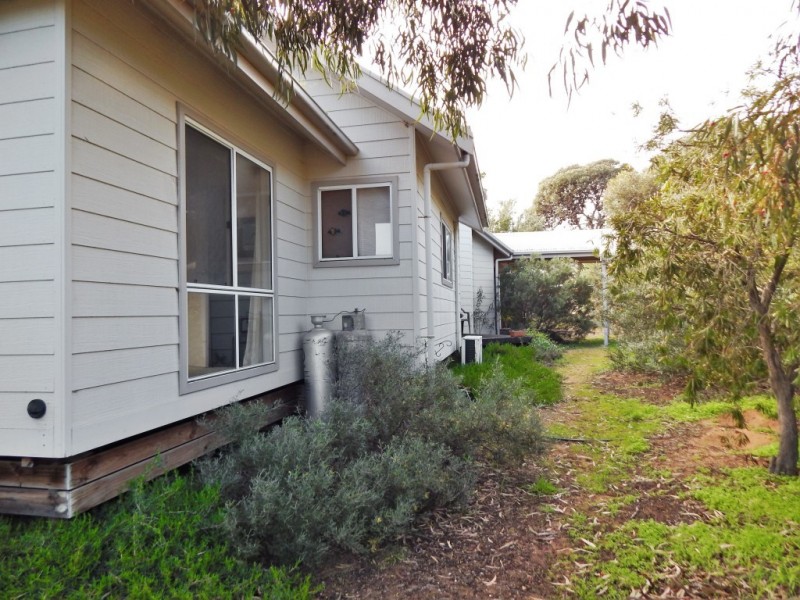 10-12 Mountain Avenue, Normanville SA 5204