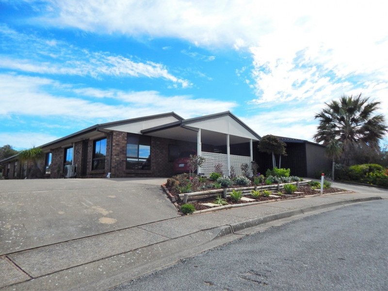 1/8 Mary Avenue, Normanville SA 5204