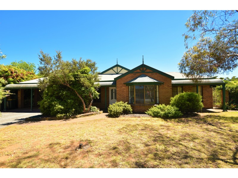 8 Lovelock Close, Normanville SA 5204