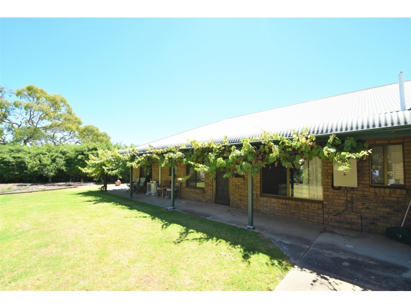 8 Lovelock Close, Normanville SA 5204