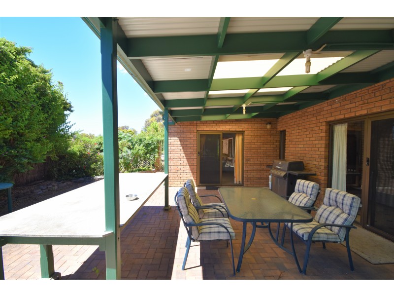 8 Lovelock Close, Normanville SA 5204