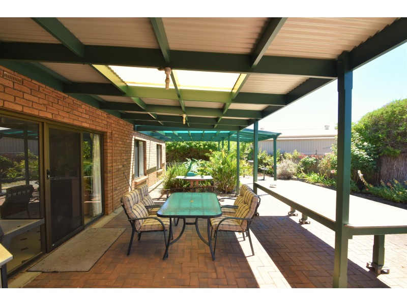 8 Lovelock Close, Normanville SA 5204