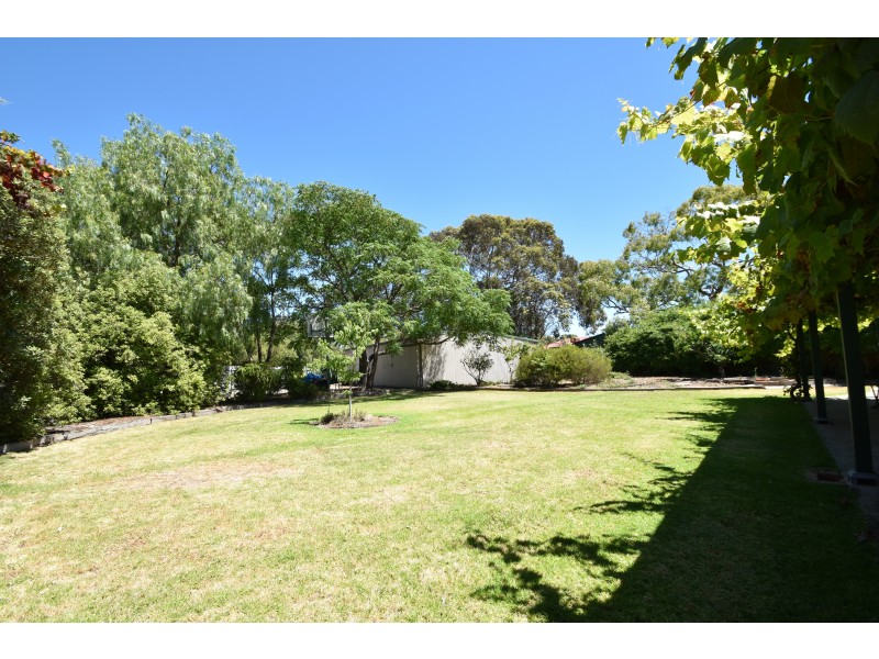 8 Lovelock Close, Normanville SA 5204