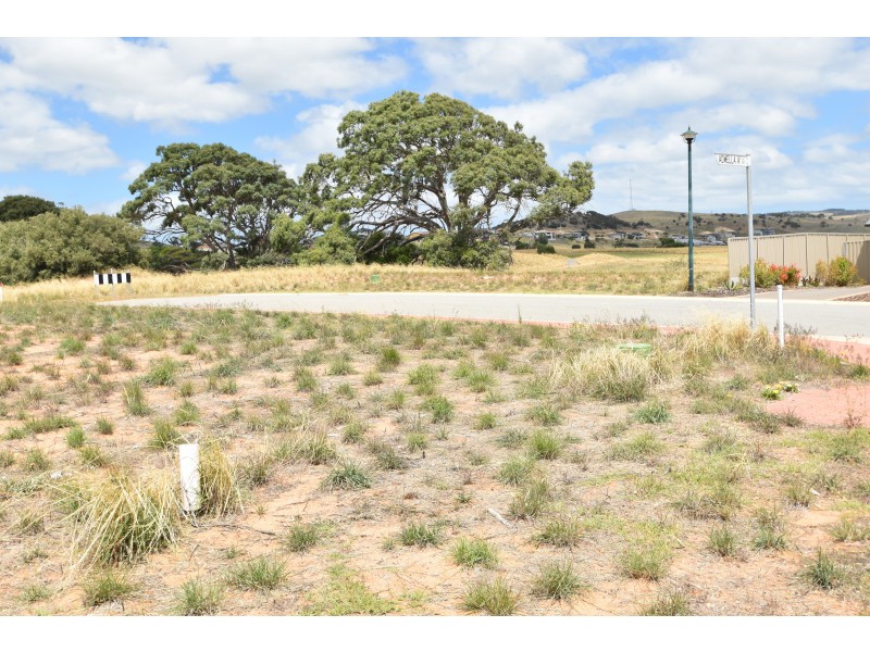 2 Admella Avenue, Normanville SA 5204