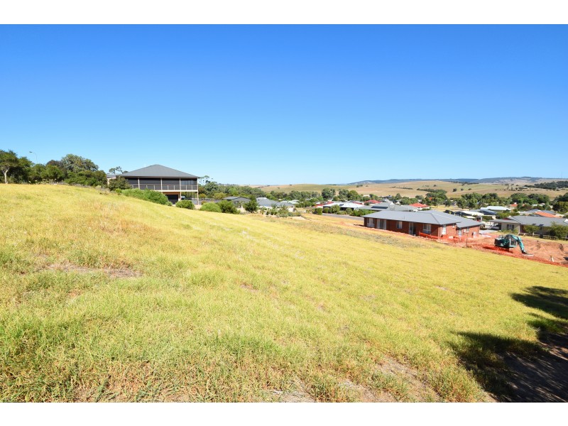 6 Mitchell Heights, Normanville SA 5204