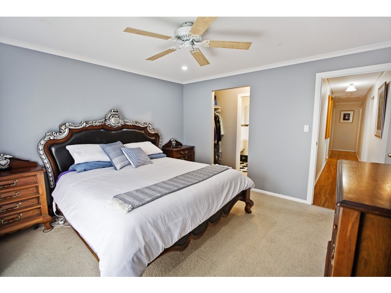 1 Gare Court, Victor Harbor SA 5211