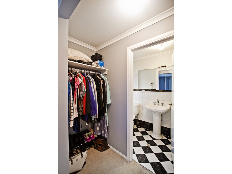 1 Gare Court, Victor Harbor SA 5211