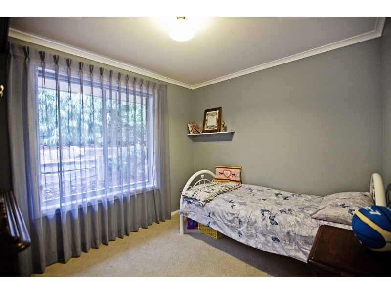 1 Gare Court, Victor Harbor SA 5211