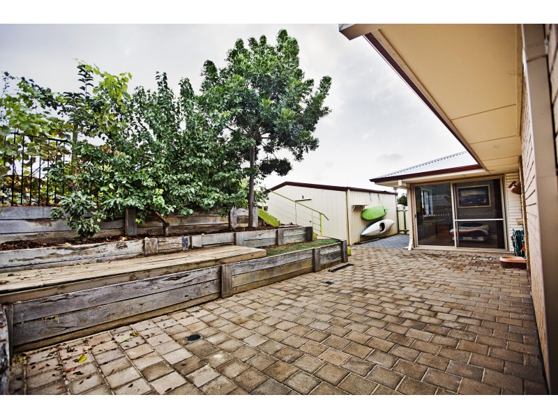 1 Gare Court, Victor Harbor SA 5211