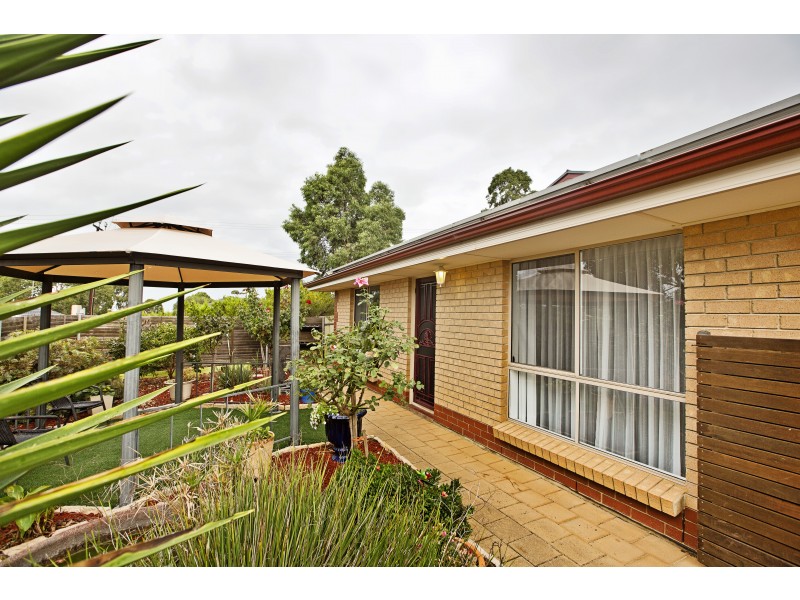 1 Gare Court, Victor Harbor SA 5211