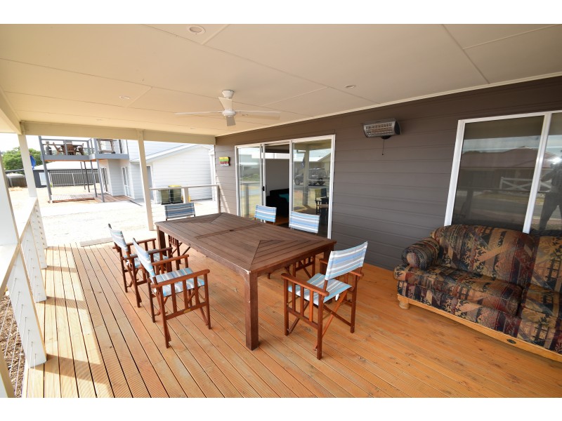 2 Defiance Ct, Normanville SA 5204