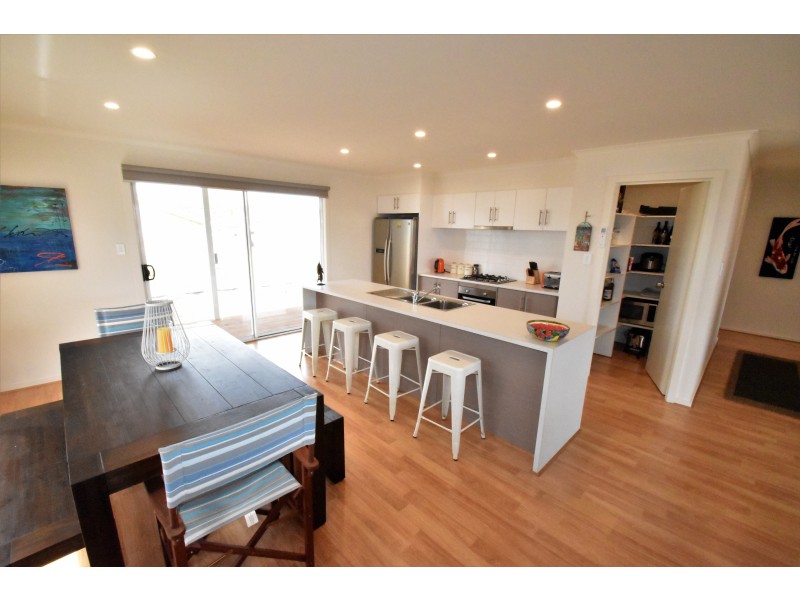 2 Defiance Ct, Normanville SA 5204