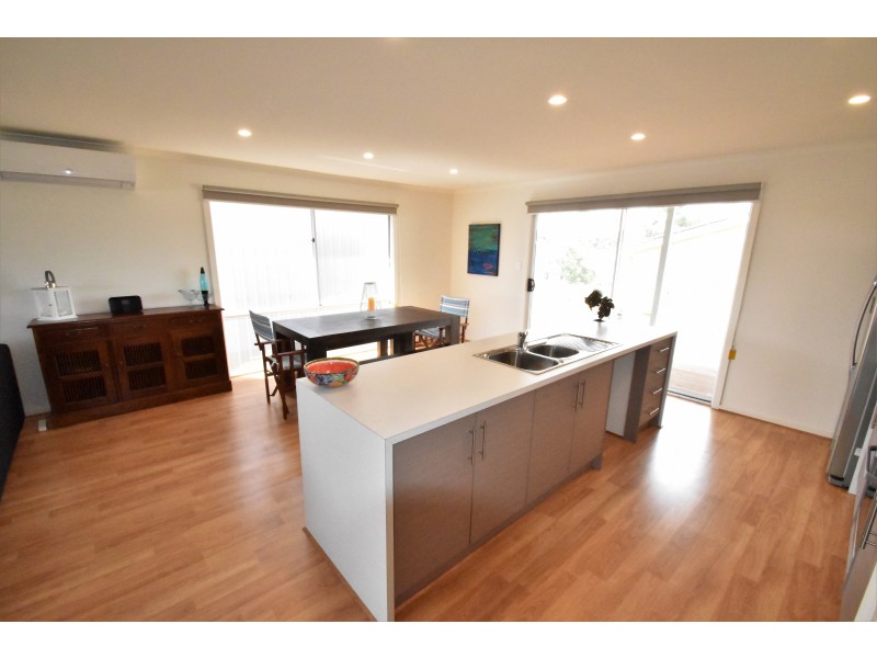 2 Defiance Ct, Normanville SA 5204