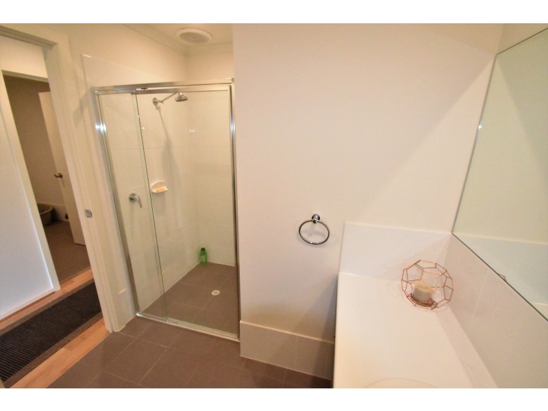 2 Defiance Ct, Normanville SA 5204