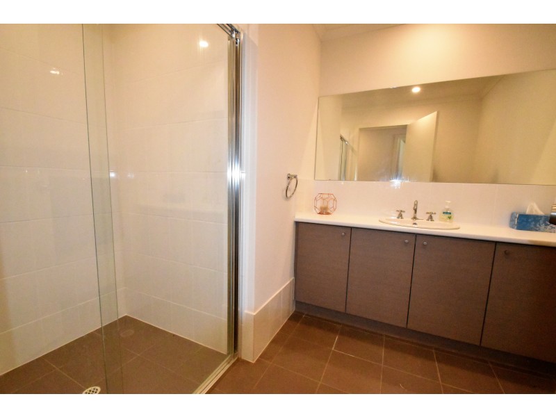 2 Defiance Ct, Normanville SA 5204